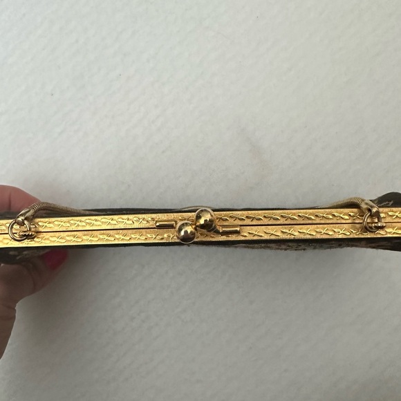 Vintage Micro Petit Point Floral Kiss Lock Hand Bag - Picture 12 of 13